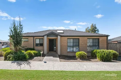 Property photo of 8/7 Syme Road Pakenham VIC 3810