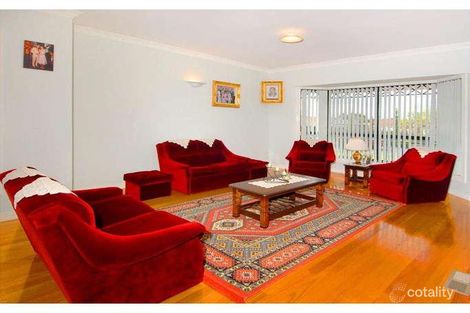 Property photo of 14 Sambuco Court Sydenham VIC 3037