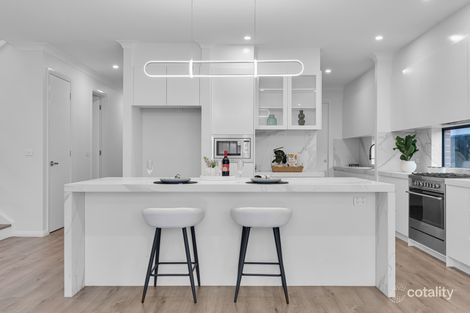 Property photo of 8 Robert Ingham Drive Catherine Field NSW 2557
