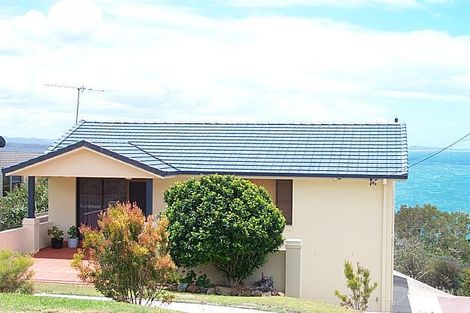 35 Ocean St, Woolgoolga, NSW 2456