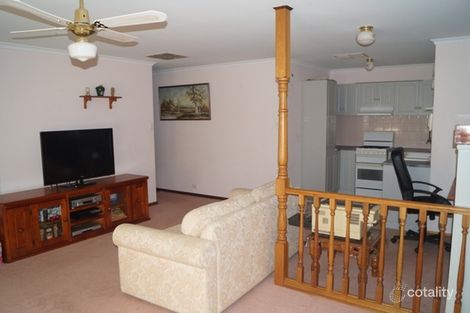 Property photo of 2 Oakvale Place Wynn Vale SA 5127