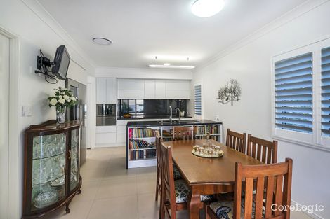 Property photo of 16 Nicholson Lane Ashgrove QLD 4060