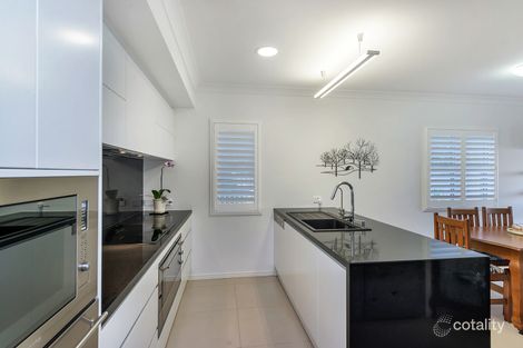 Property photo of 16 Nicholson Lane Ashgrove QLD 4060