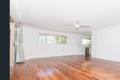 Property photo of 12 Wistaria Avenue Southport QLD 4215