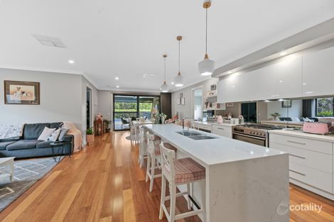 Property photo of 17 Ripplebrook Court Drouin VIC 3818