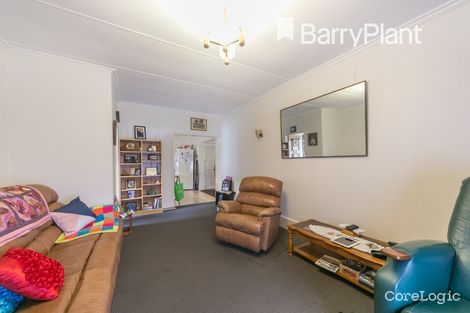 Property photo of 21 Charles Street Moe VIC 3825