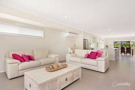 Property photo of 43 Lurnea Crescent Valentine NSW 2280