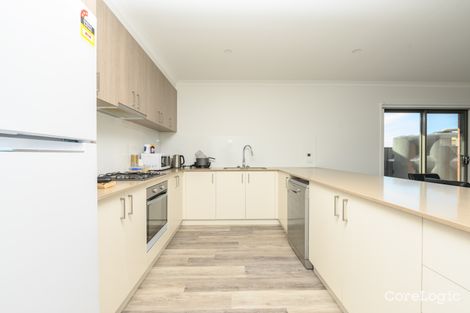 Property photo of 1/1106A Gregory Street Lake Wendouree VIC 3350