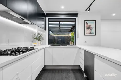 Property photo of 2/172 Atherton Road Oakleigh VIC 3166