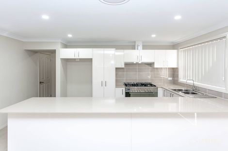 Property photo of 18 Barrow Circuit Jordan Springs NSW 2747