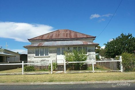 18 Hamilton St, Warwick, QLD 4370