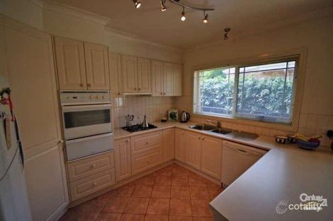 Property photo of 37 Hutchinson Street Bentleigh VIC 3204