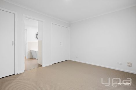 Property photo of 1 Trevino Close Hoppers Crossing VIC 3029