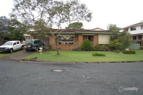Property photo of 2 Currawong Crescent South West Rocks NSW 2431