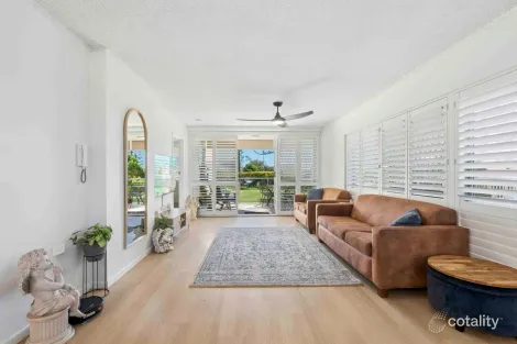 Property photo of 2/130 Marine Parade Coolangatta QLD 4225