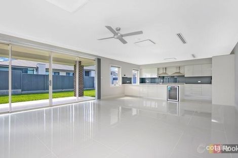 Property photo of 19 Corsica Way Kellyville NSW 2155