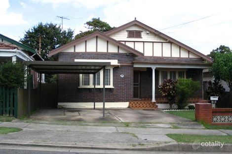 39 Prairie Vale Rd, Bankstown, NSW 2200