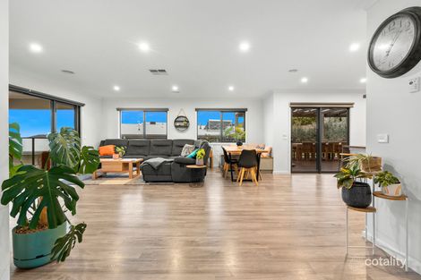 Property photo of 13 Carina Way Highton VIC 3216