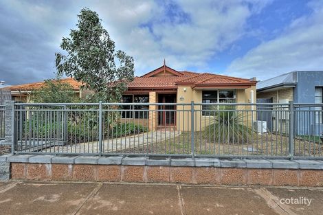 Property photo of 12 Musselbrook Trail Ellenbrook WA 6069