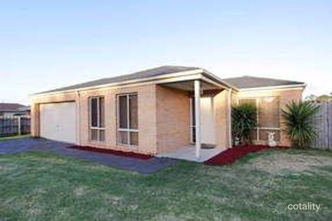 Property photo of 2 Elpara Place Skye VIC 3977