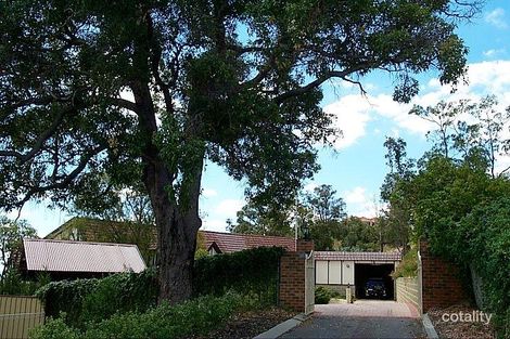 3 Higgins Pl, Mount Nasura, WA 6112