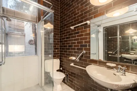 Property photo of 26 Chatsworth Road Prahran VIC 3181