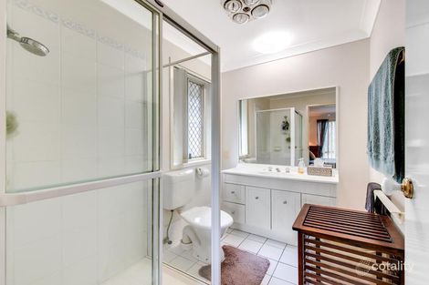 Property photo of 22 Conifer Place Forest Lake QLD 4078