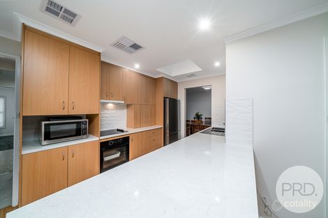 Property photo of 6 Malumba Crescent Kooringal NSW 2650