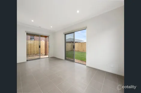 Property photo of 43 Iris Loop Armstrong Creek VIC 3217