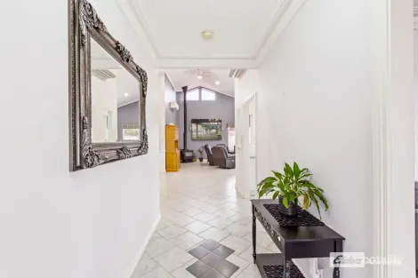 Property photo of 51 Kampong Road Yakamia WA 6330