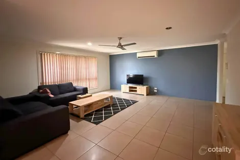 Property photo of 2/76 Lambert Drive Moranbah QLD 4744