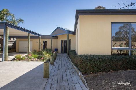 22 Koetong Pde, Mount Eliza, VIC 3930