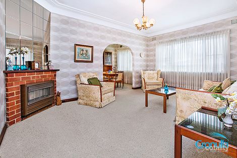Property photo of 31 Karoola Crescent Caringbah NSW 2229