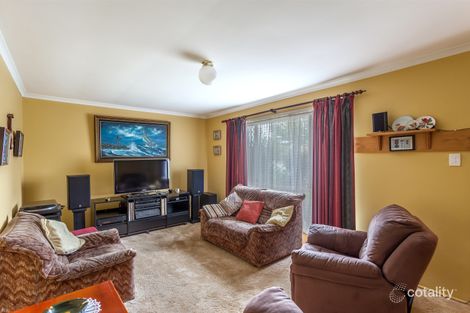 Property photo of 64 Champagne Crescent Wilsonton Heights QLD 4350