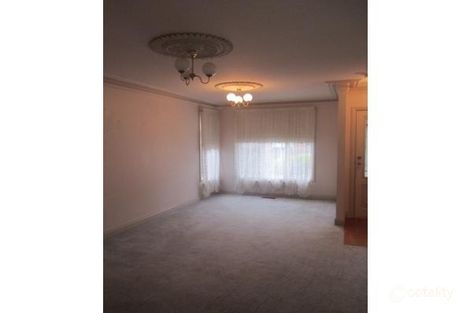 Property photo of 5 Piccadilly Close Greensborough VIC 3088