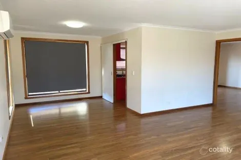 Property photo of 6 Weebill Court Werribee VIC 3030