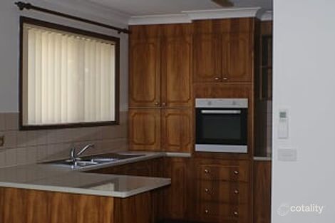 Property photo of 31 Beauty Crescent Surfside NSW 2536