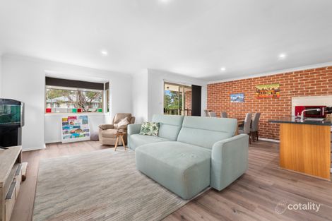 Property photo of 2/25 McGrath Road McGraths Hill NSW 2756