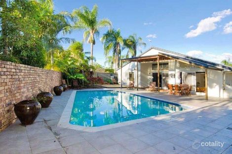 Property photo of 7 Roderick Court Benowa QLD 4217