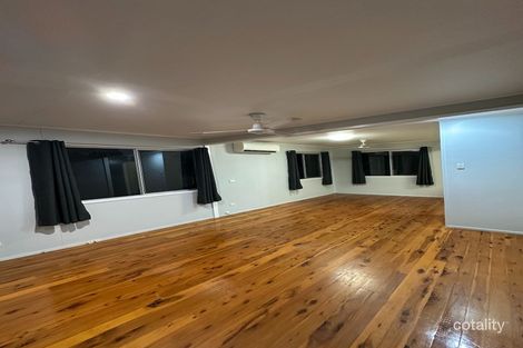 Property photo of 1 Cook Crescent Dysart QLD 4745
