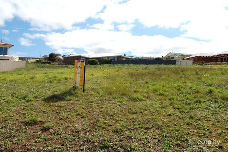 7 Fluke Ct, Encounter Bay, SA 5211
