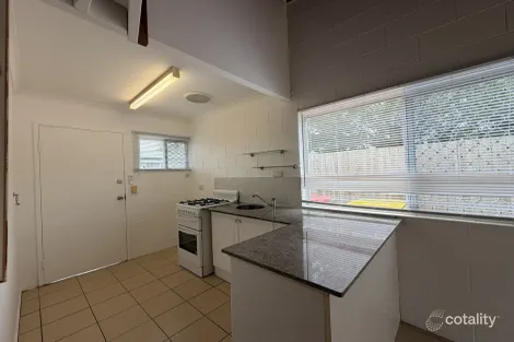 8/31 Miles St, Manoora, QLD 4870