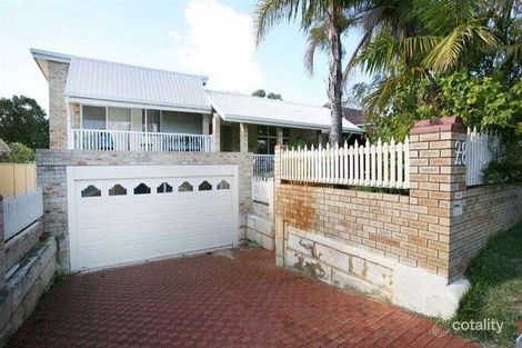 Property photo of 28 McCallum Crescent Ardross WA 6153