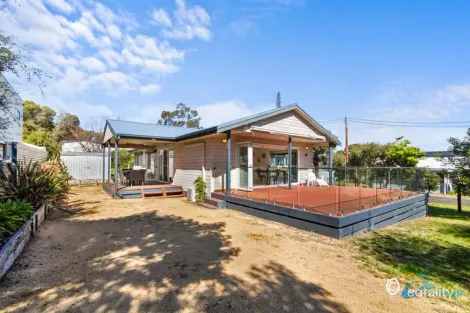 Property photo of 22 Toorak Avenue Loch Sport VIC 3851