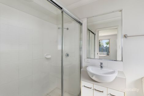 Property photo of 17 Westminster Crescent Raceview QLD 4305