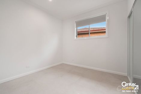 Property photo of 10A Comberford Close Prairiewood NSW 2176