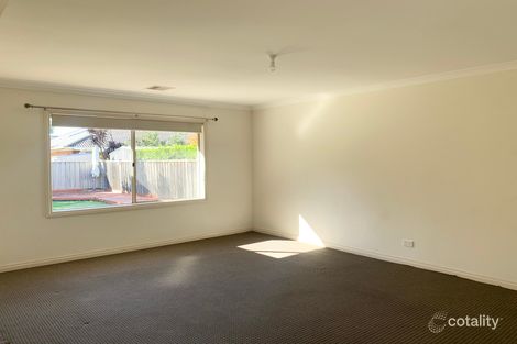 Property photo of 16 Springbrook Place Point Cook VIC 3030