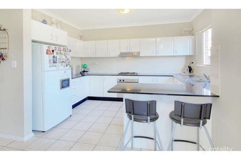 Property photo of 2/1-3 Hampden Road South Wentworthville NSW 2145