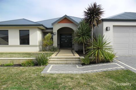 15 Lady Stirling Pde, Madora Bay, WA 6210