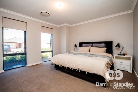 Property photo of 14 Apsley Circle Millbridge WA 6232